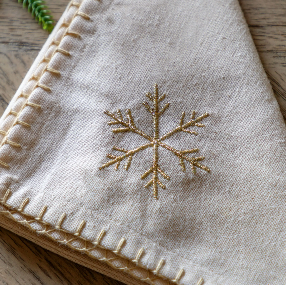 Embroidered Snowflake Napkins (Set of 4)